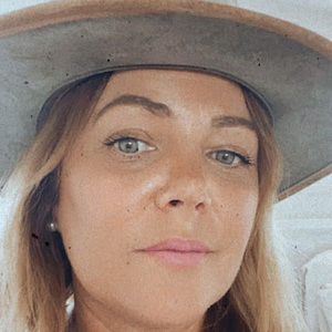 Meet your Posher, Selina